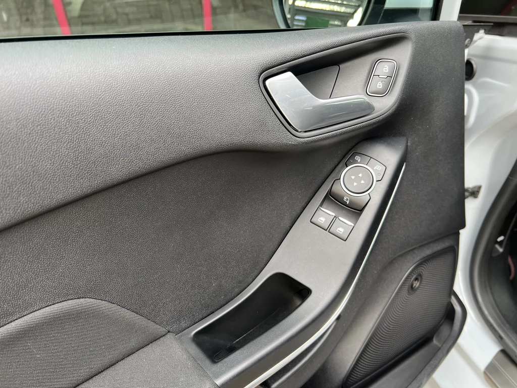 Ford Fiesta – foto 13