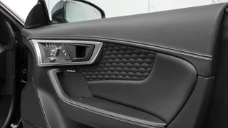 Jaguar F-Type – thumbnail 26