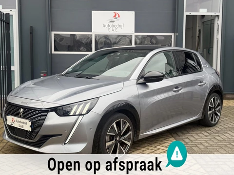 Peugeot 208 1.2 PureTech GT-Line CARPLAY PANO COCKPIT CAMERA