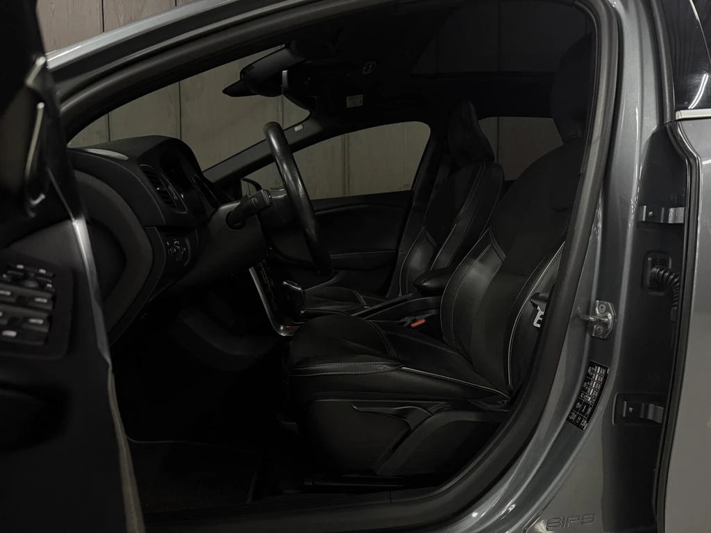 Volvo V40 – foto 10