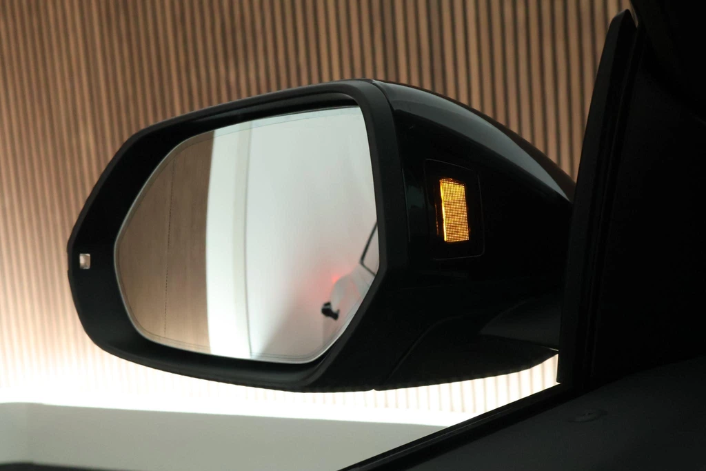 Audi Q8 – foto 15