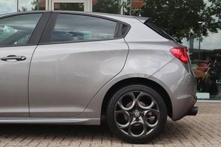 Alfa Romeo Giulietta – thumbnail 4
