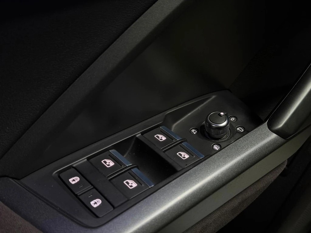 Audi RSQ3 – foto 27