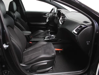 Kia ProCeed – thumbnail 30