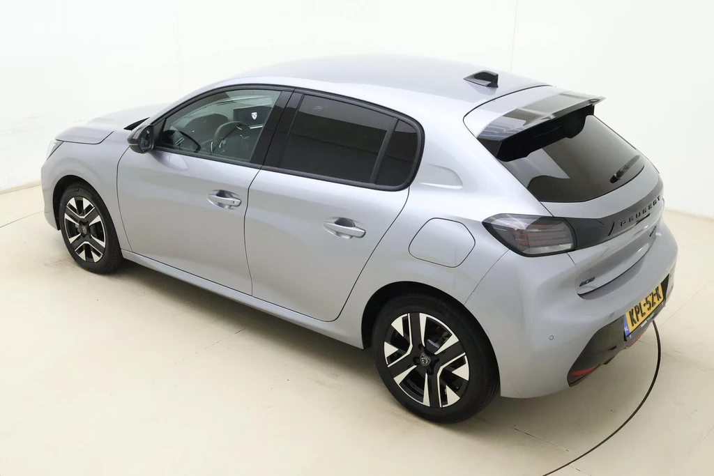 Peugeot 208 – foto 3