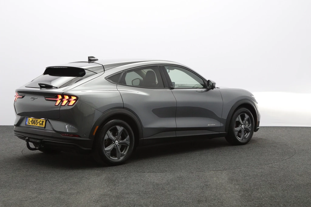 Ford Mustang Mach-E – foto 5