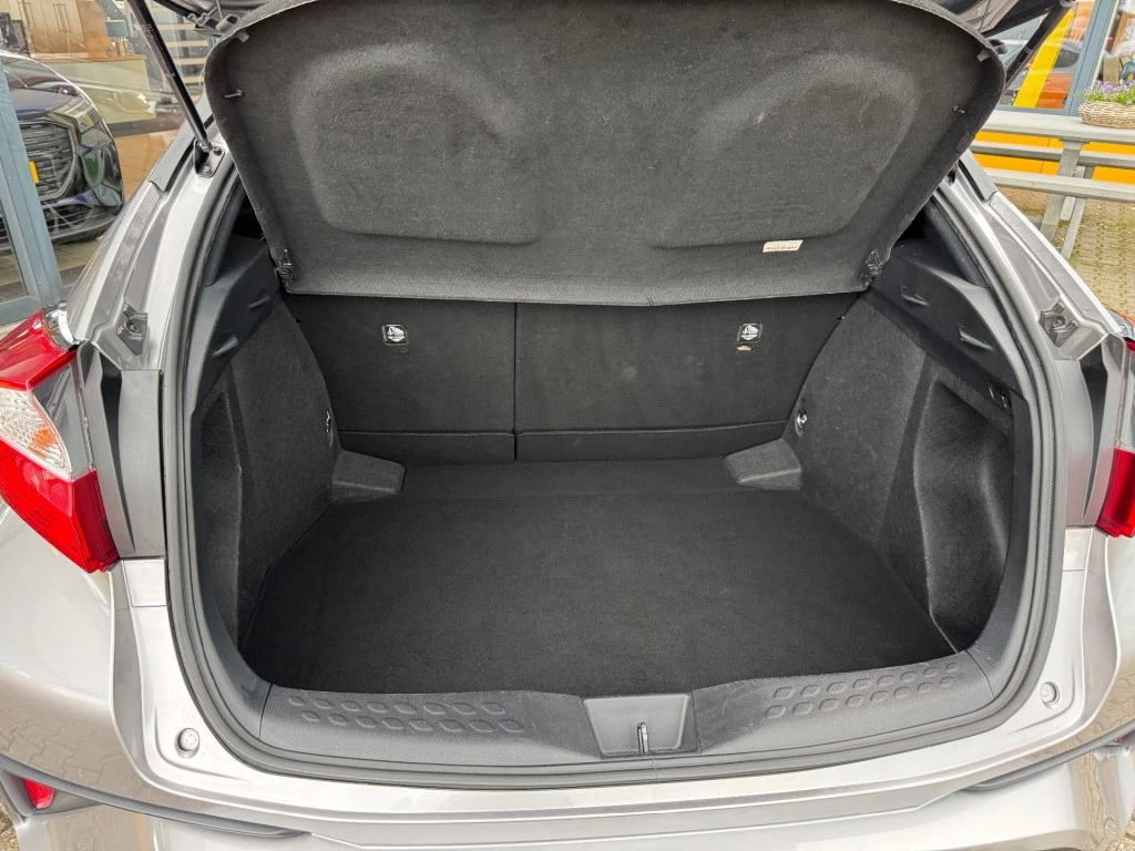 Toyota C-HR – foto 21