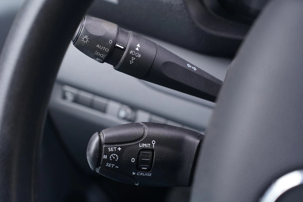 Opel Vivaro – foto 30