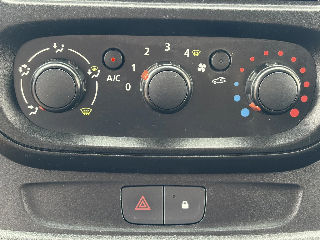 Renault Trafic – foto 18