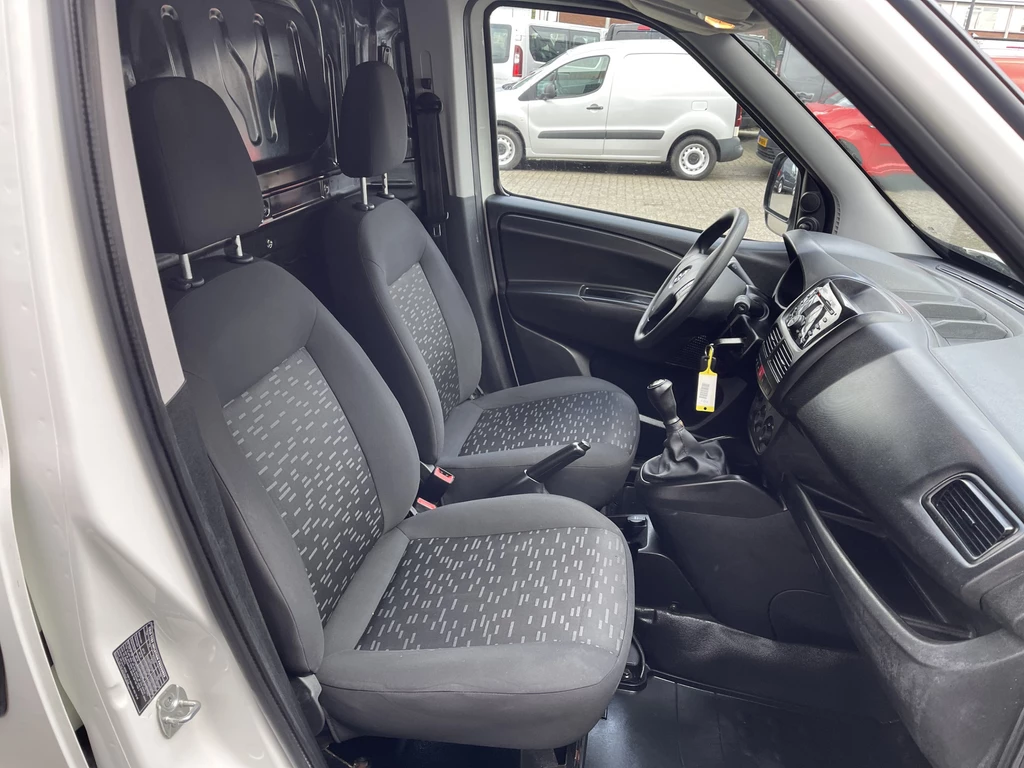 Opel Combo – foto 14