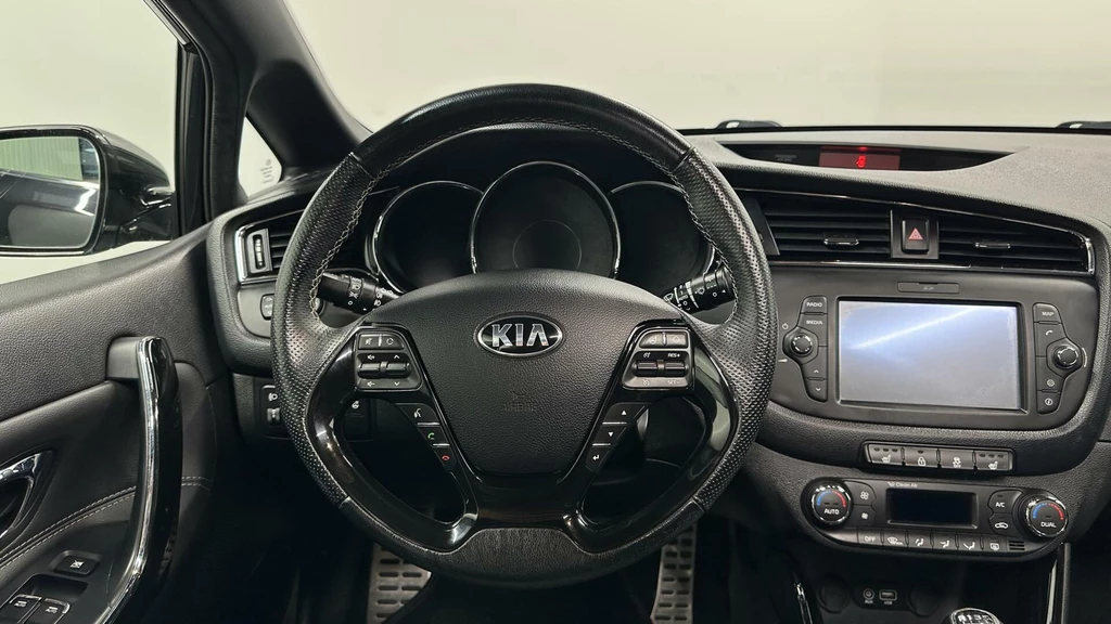 Kia cee'd – foto 22