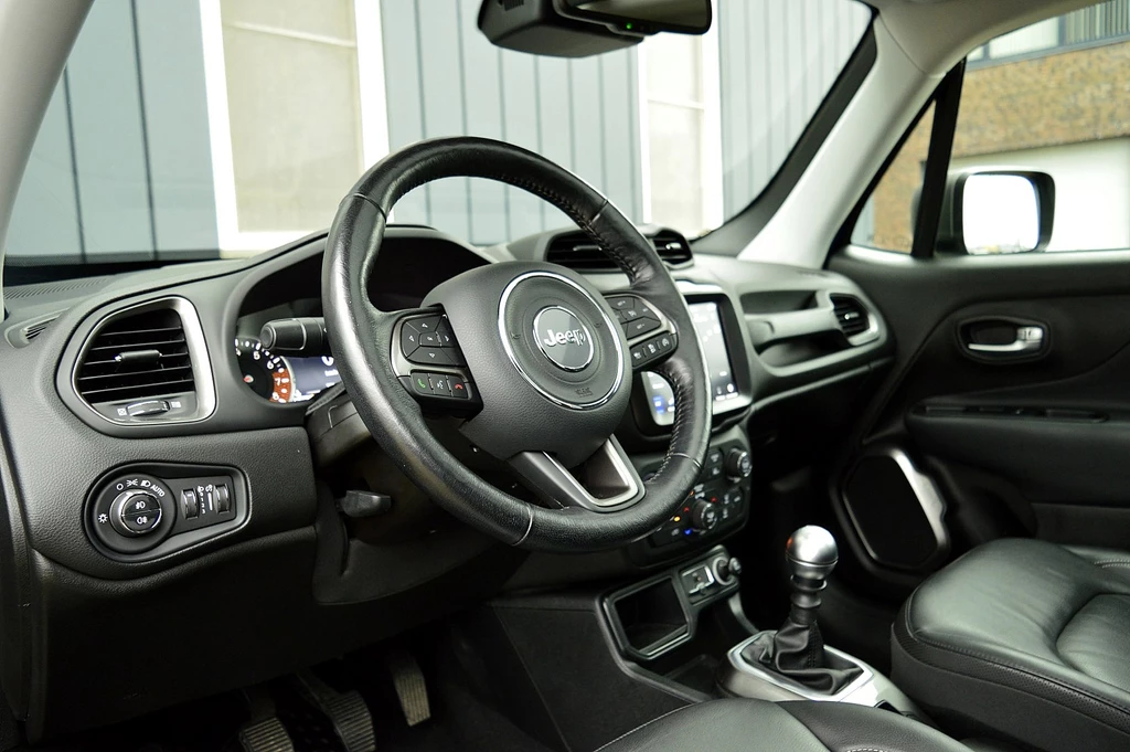 Jeep Renegade – foto 11
