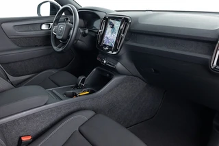 Volvo EX40 – thumbnail 9