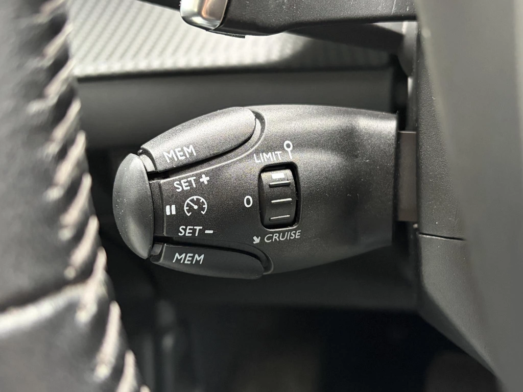 Peugeot 208 – foto 22