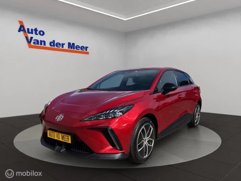 MG 4 Luxury 64 kWh