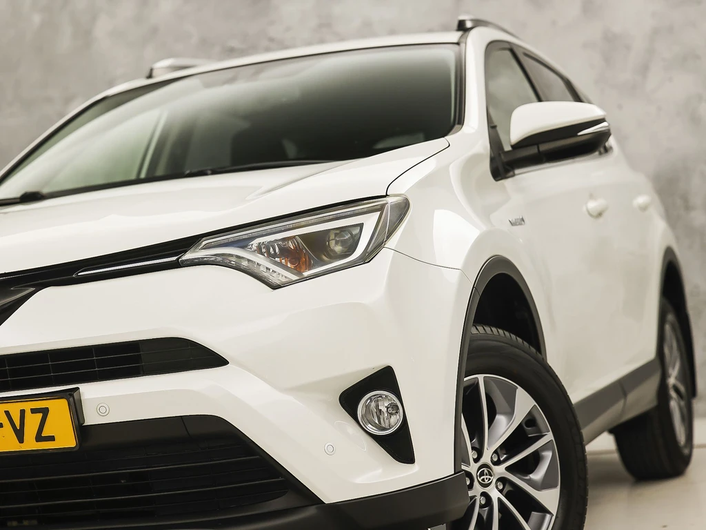 Toyota RAV4 – foto 2