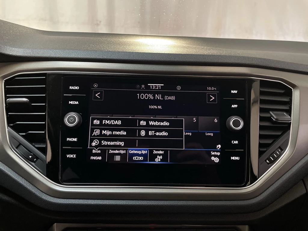 Volkswagen T-Roc – foto 18