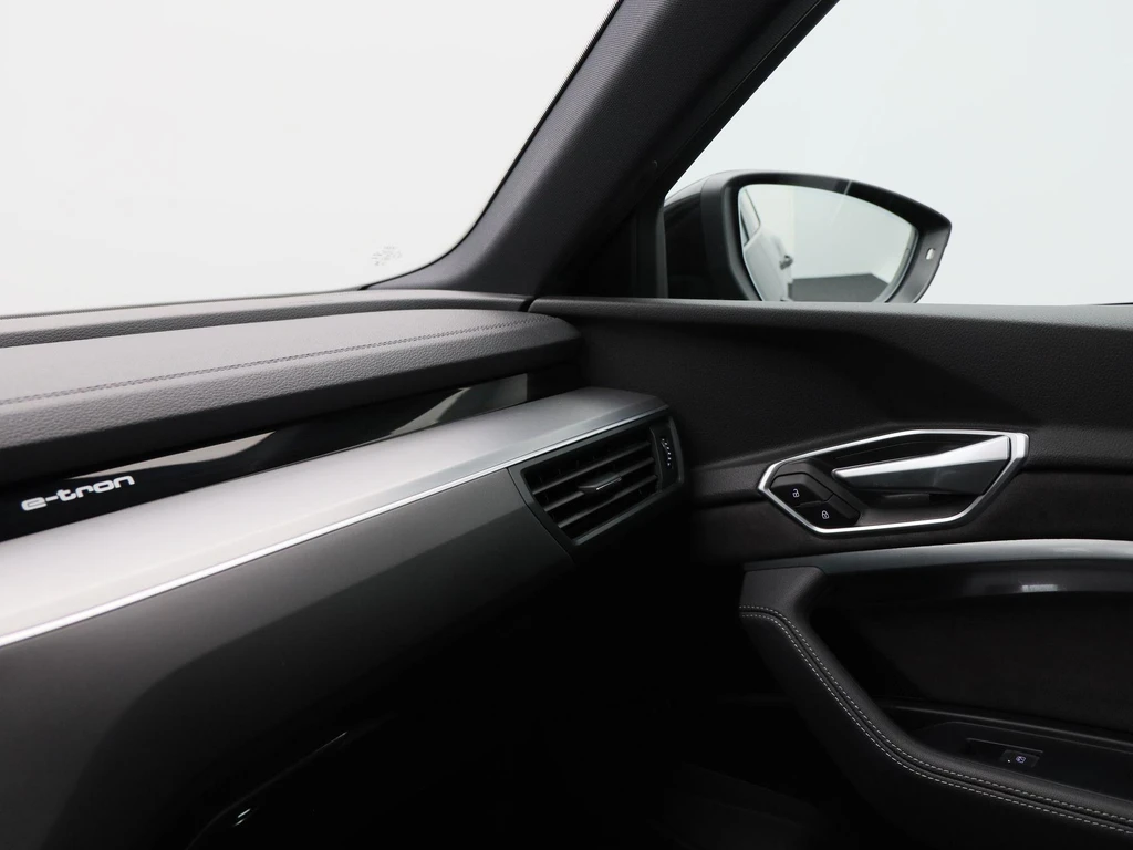 Audi e-tron – foto 37