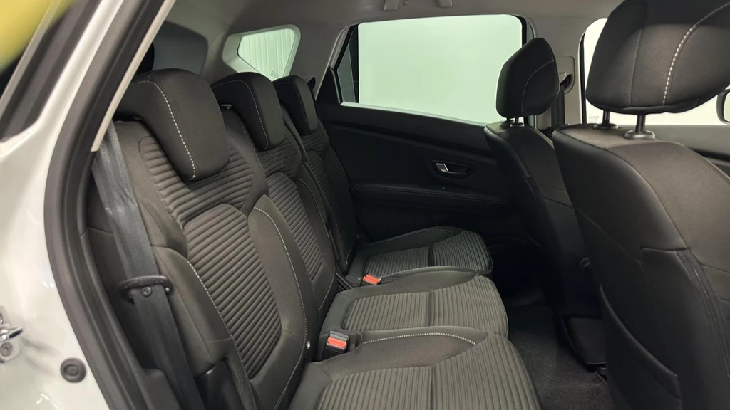Renault Scénic – foto 11