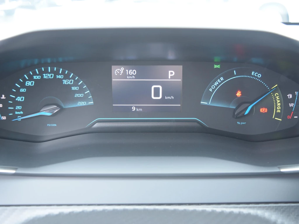 Peugeot 208 – foto 9