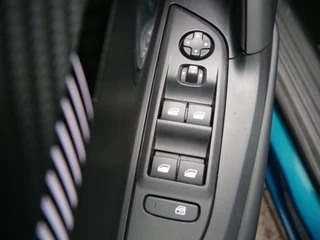 Peugeot 2008 – thumbnail 23
