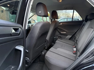 Volkswagen T-Roc – thumbnail 11