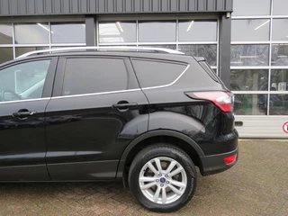 Ford Kuga – thumbnail 4
