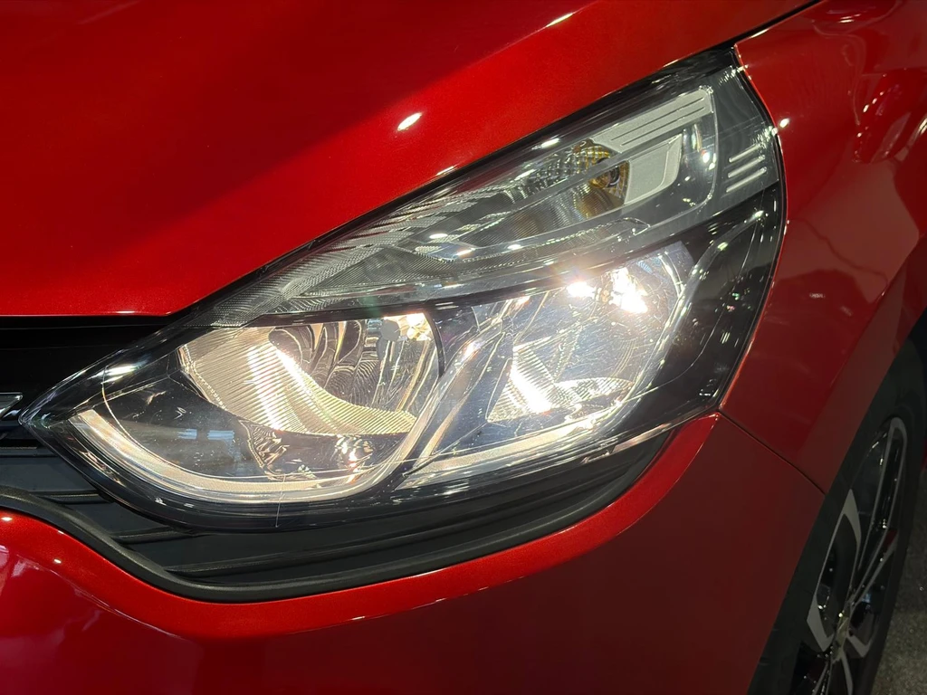 Renault Clio – foto 24