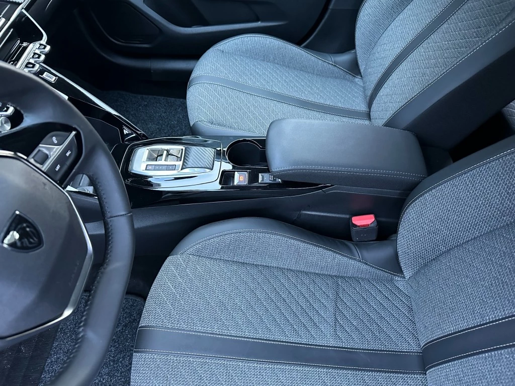 Peugeot 208 – foto 25