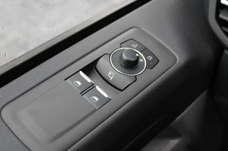 Ford E-Transit Custom – thumbnail 19