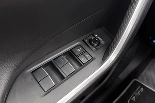 Toyota RAV4 – thumbnail 20