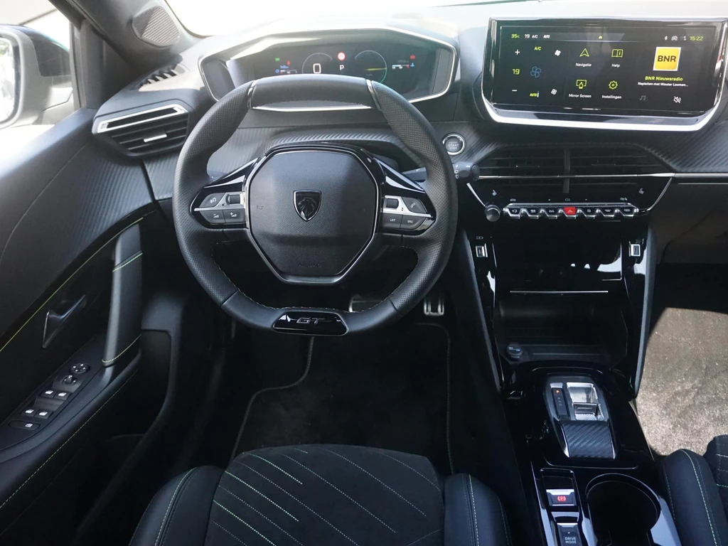 Peugeot 208 – foto 15