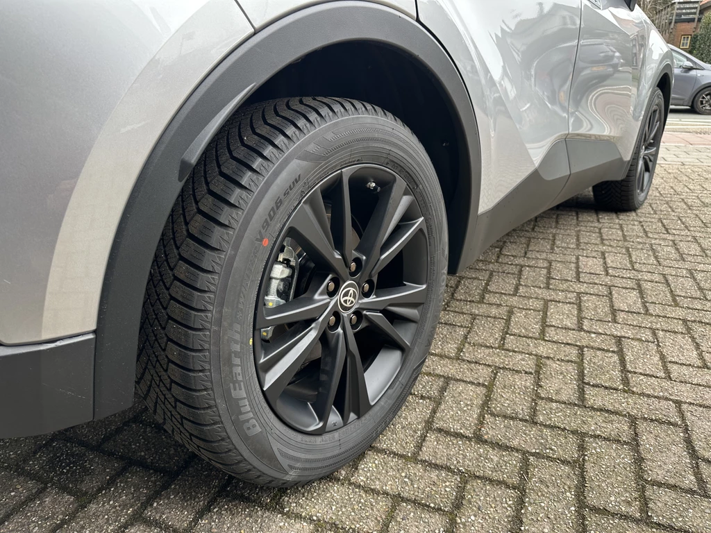 Toyota C-HR – foto 13