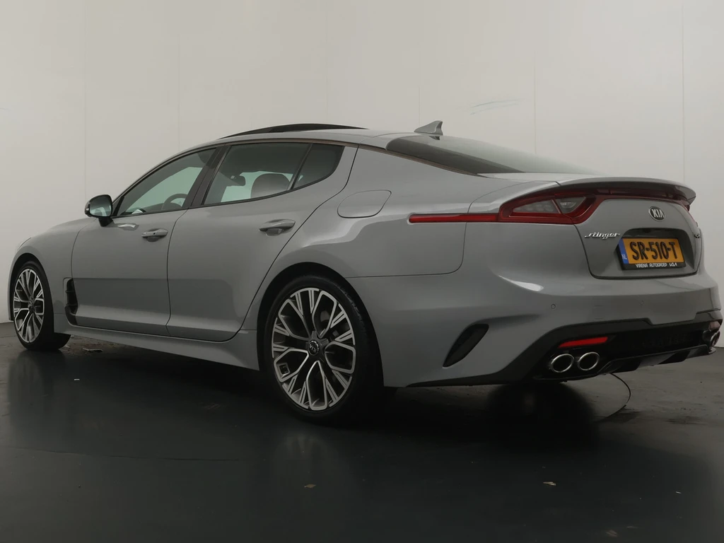 Kia Stinger – foto 5