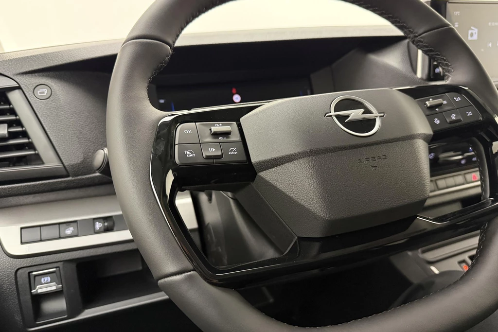 Opel Vivaro-e – foto 22
