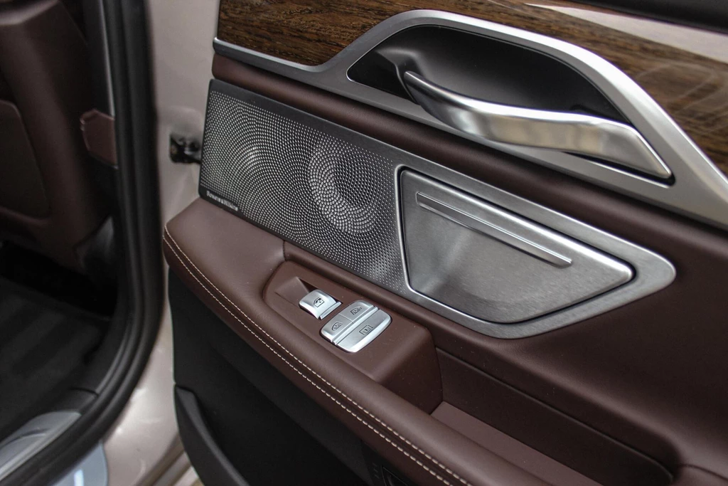 BMW 7 Serie – foto 26