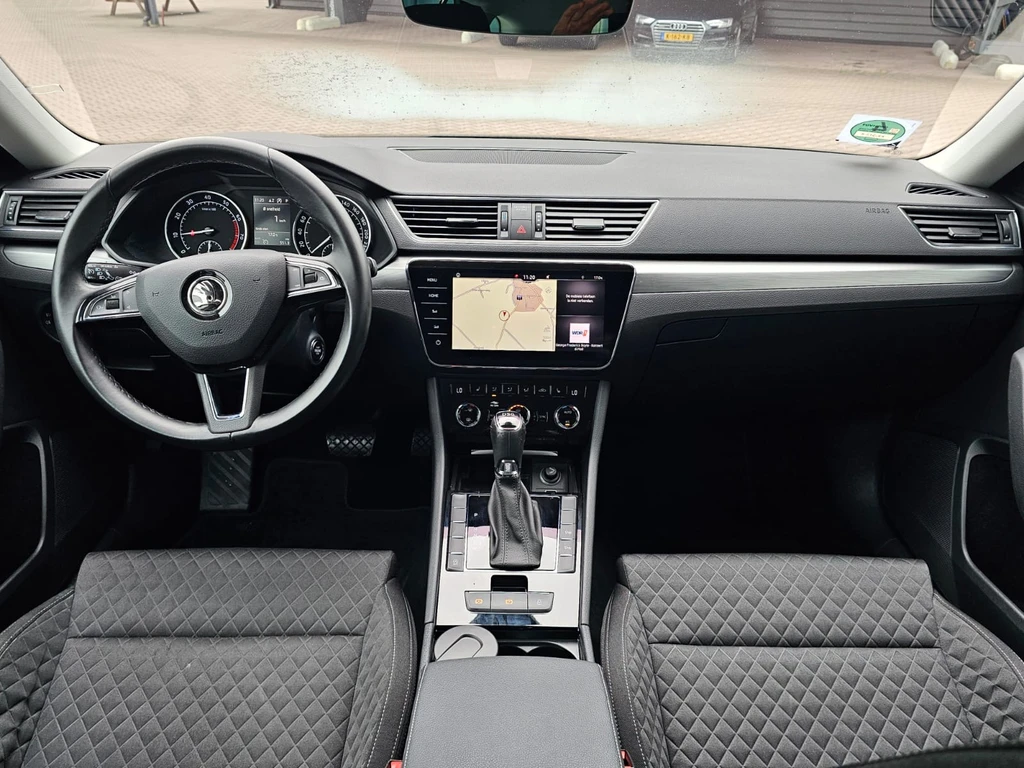 Škoda Superb – foto 34