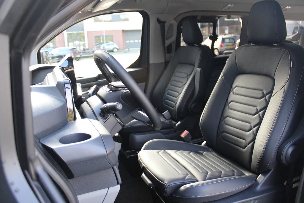 Ford Tourneo Custom – foto 6