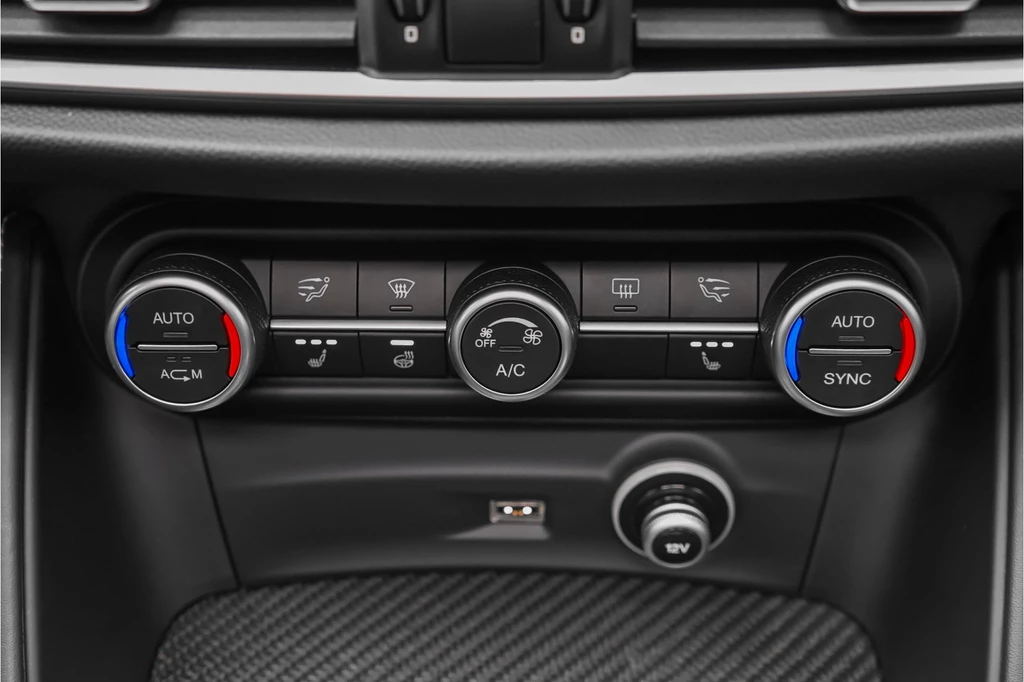 Alfa Romeo Stelvio – foto 32