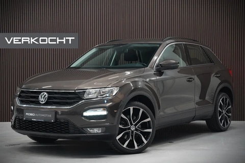 Volkswagen T-Roc 1.0 TSI | Stoelverwarming | Apple Carplay | Parkeersensoren | Trekhaak | Climate Control | Navigatie |