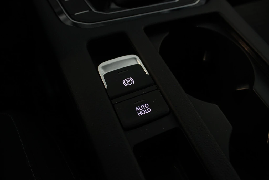 Volkswagen Passat – foto 33