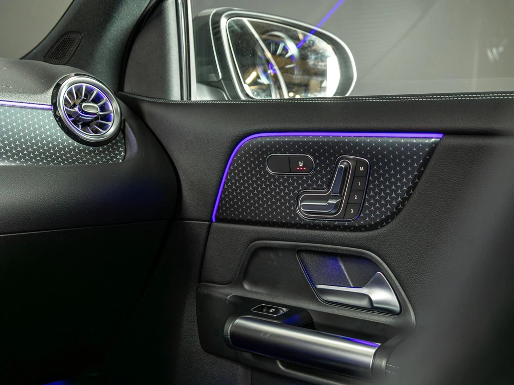 Mercedes-Benz EQA – foto 18