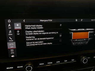 Porsche Macan – thumbnail 27