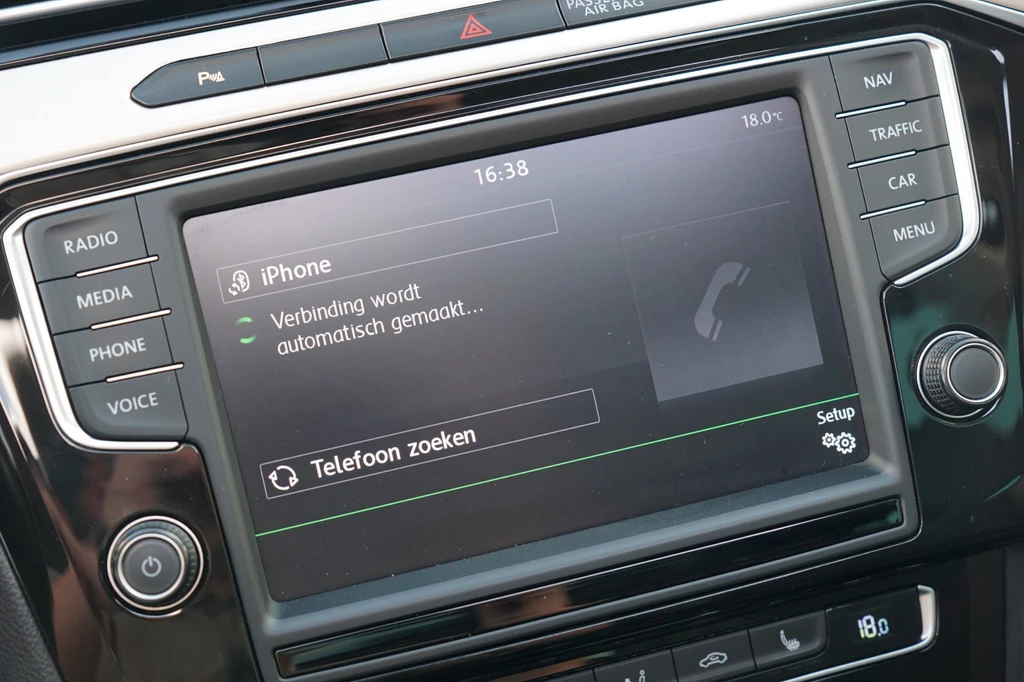 Volkswagen Passat – foto 24