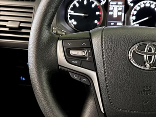 Toyota Land Cruiser – thumbnail 9