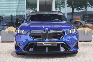 BMW M5 – thumbnail 10