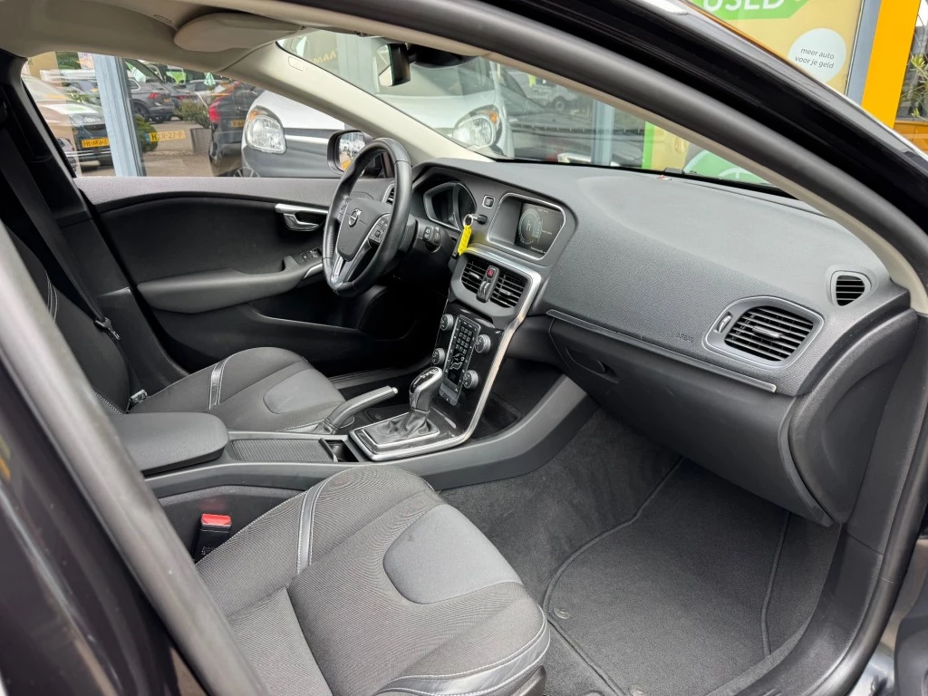 Volvo V40 – foto 21