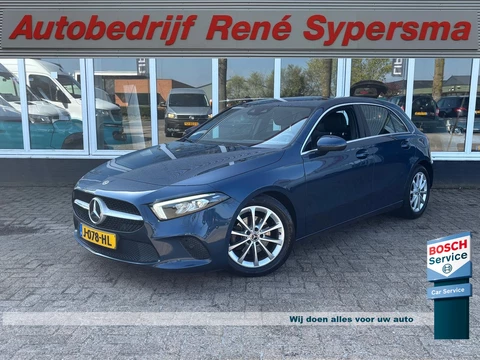 Mercedes-Benz A-Klasse 160 Business Solution Luxury | Sfeerverlichting | Mbux | Leer | Stoelverwarming