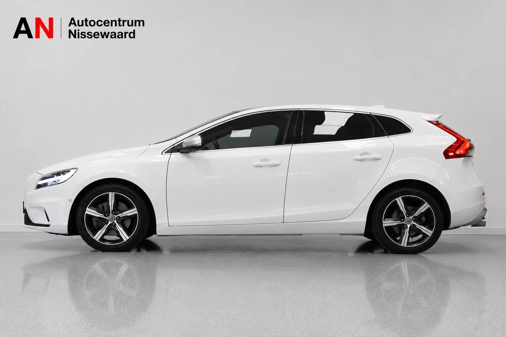 Volvo V40 – foto 2