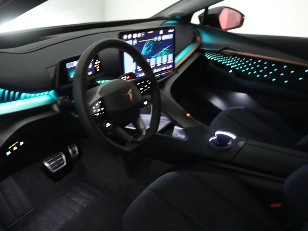 CUPRA Tavascan – foto 36